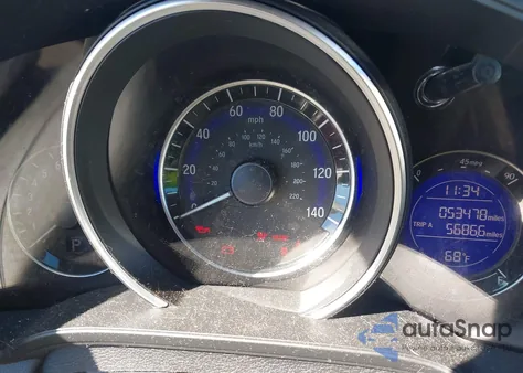 2018 Honda Fit Sport z USA, uszkodzony, nr VIN 3HGGK5H68JM712335